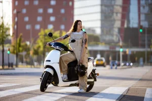 Motos Electricas Horwin - EK3 - ¿Qué tipo de permiso o carnet necesitas para conducir una moto eléctrica?
