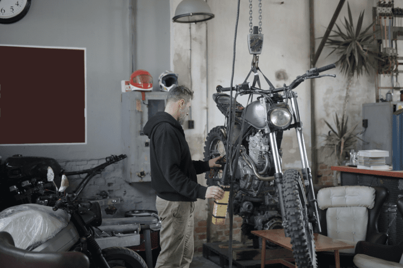 mantenimiento moto eléctrica